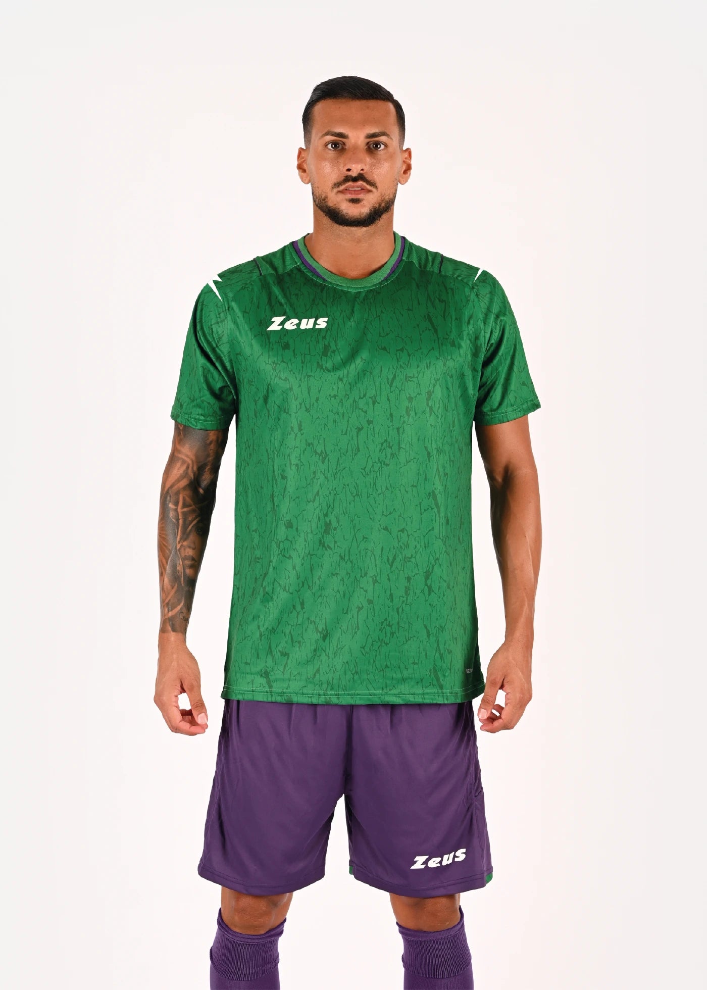 #farbe_grün-violett