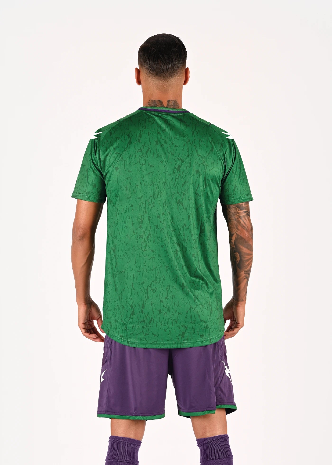 #farbe_grün-violett